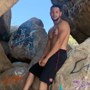 Meet your Posher, Eric